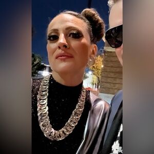 Costume Jewelry- mulit-ring necklace